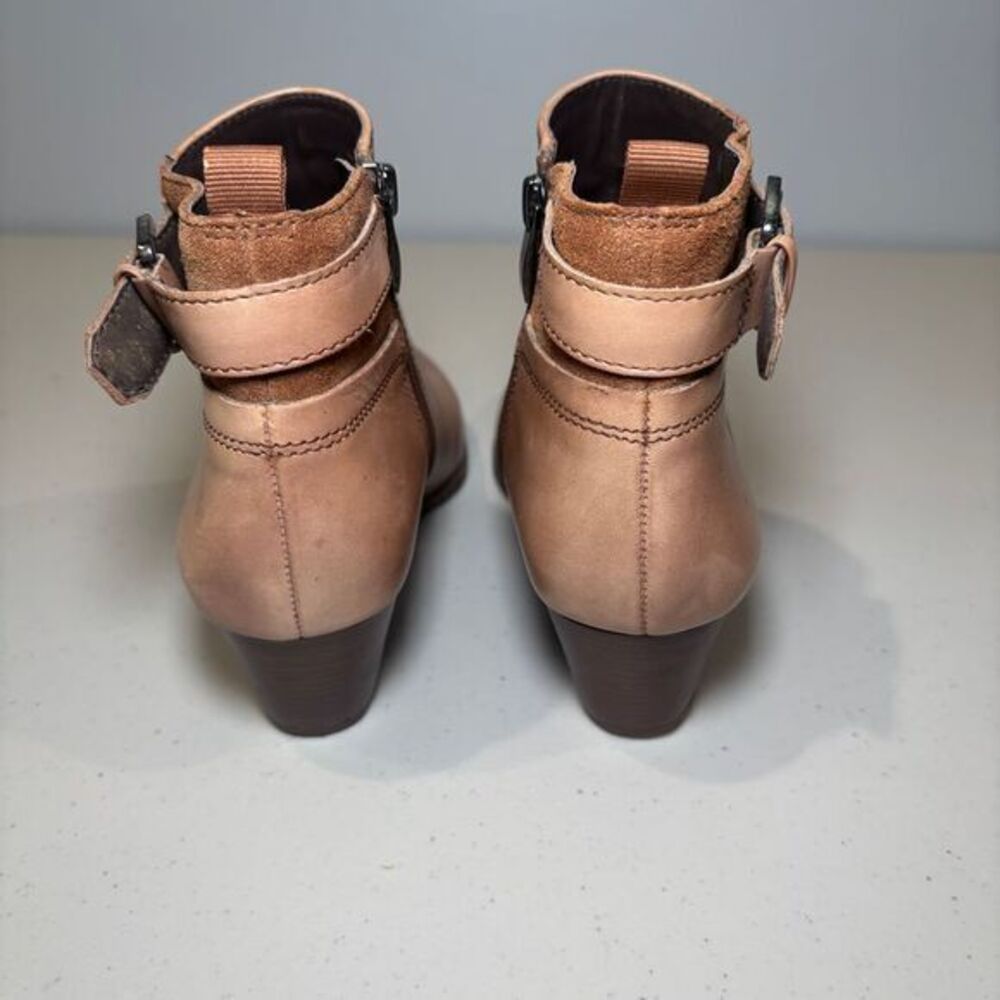 Franco Sarto NWOT L-Garda Tan‎ Leather Ankle Boots Women's 7 Buckle Zipper - Picture 4 of 8